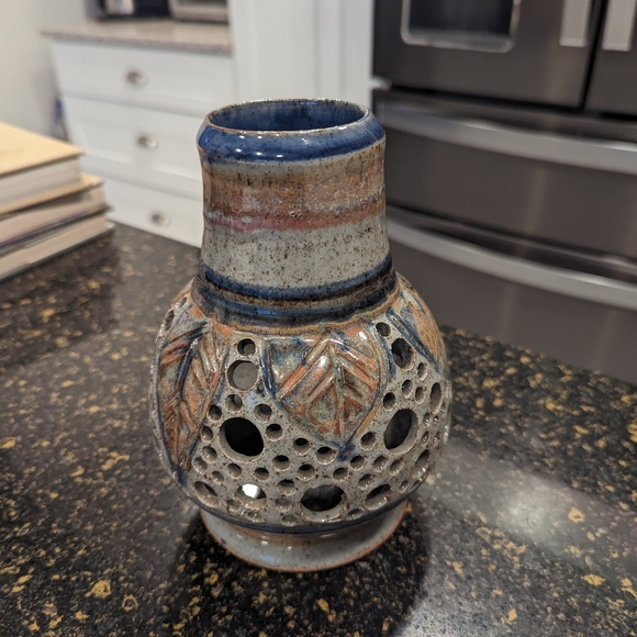 Vintage Other - Pottery candle topper